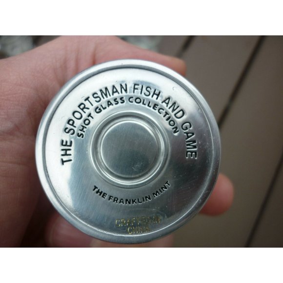 FRANKLIN MINT SPORTSMAN FISH GAME 12 PC Shot Glass - Picture 4 of 8